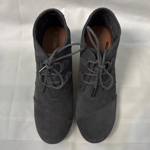 Toms Gray Kala Suede Wedge Bootie, Size 10 - Picture 4 of 15